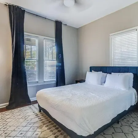 Lafayette Retreat - Private Bedroom & Shared Spaces